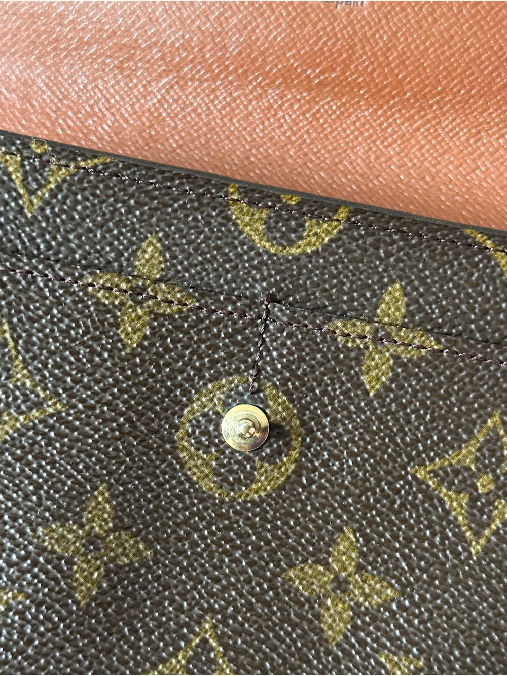 Louis Vuitton Monogram Snap Long Wallet w/ Chain - Picture 15 of 17